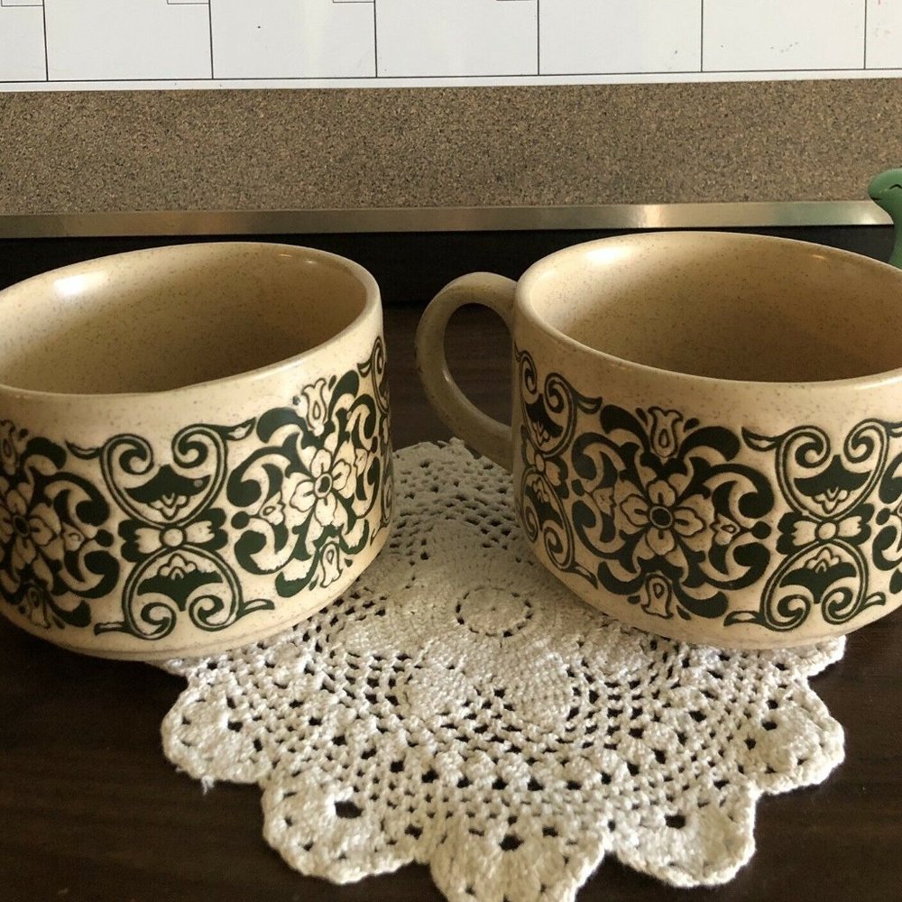 vintage soup mugs set of two